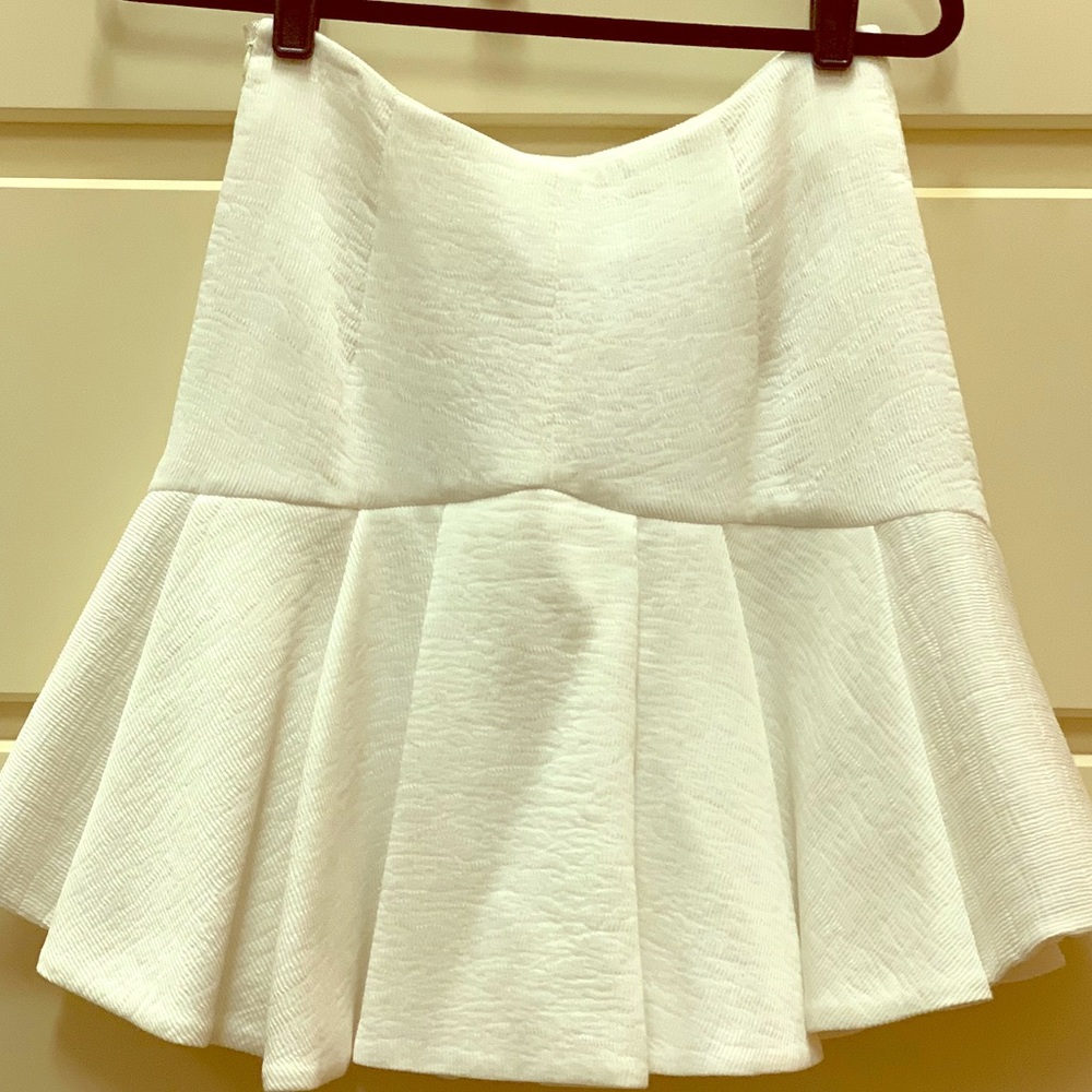C/MEO Collective White pleated skirt size M